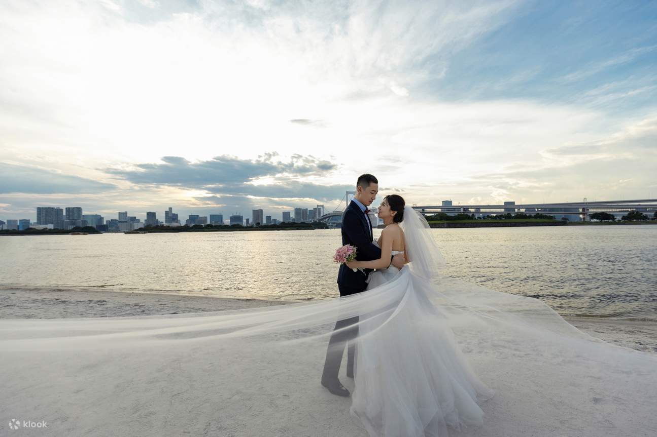 Tokyo: Tur Foto Pernikahan dengan 3 Lokasi & Penataan Profesional